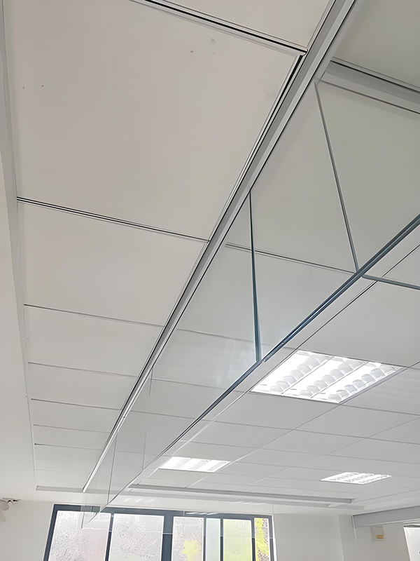 前海街道玻璃前海街道挡烟垂壁