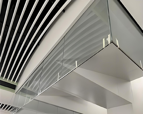 前海街道玻璃前海街道挡烟垂壁