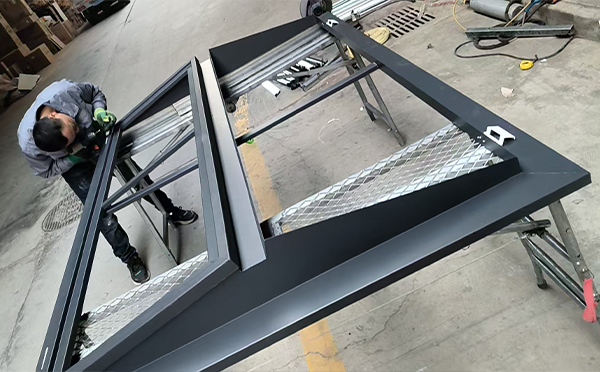 前海街道排烟窗