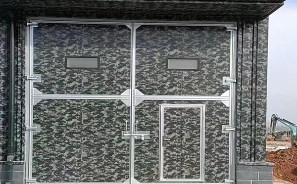 前海街道工业平开门