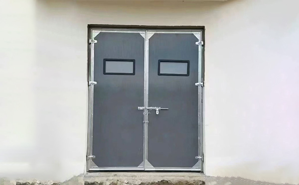 前海街道工业门在高温作业区域的运行表现