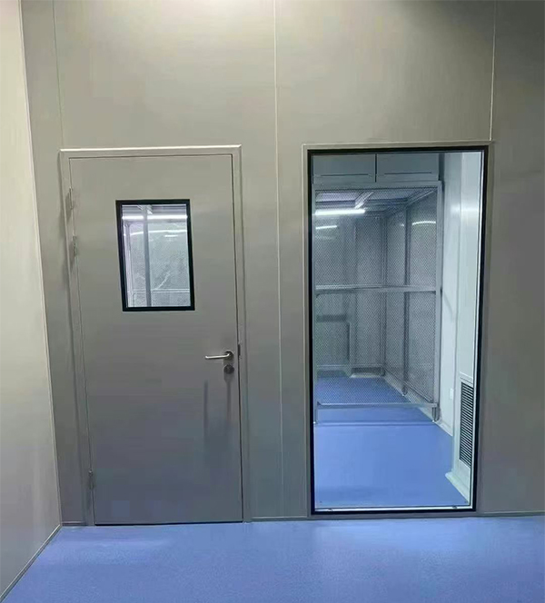 学校教学楼完成前海街道防火门标准化安装