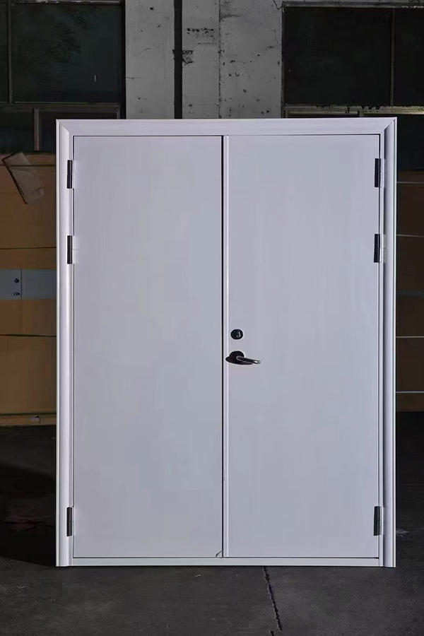 酒店项目完成公共区域前海街道防火门布设